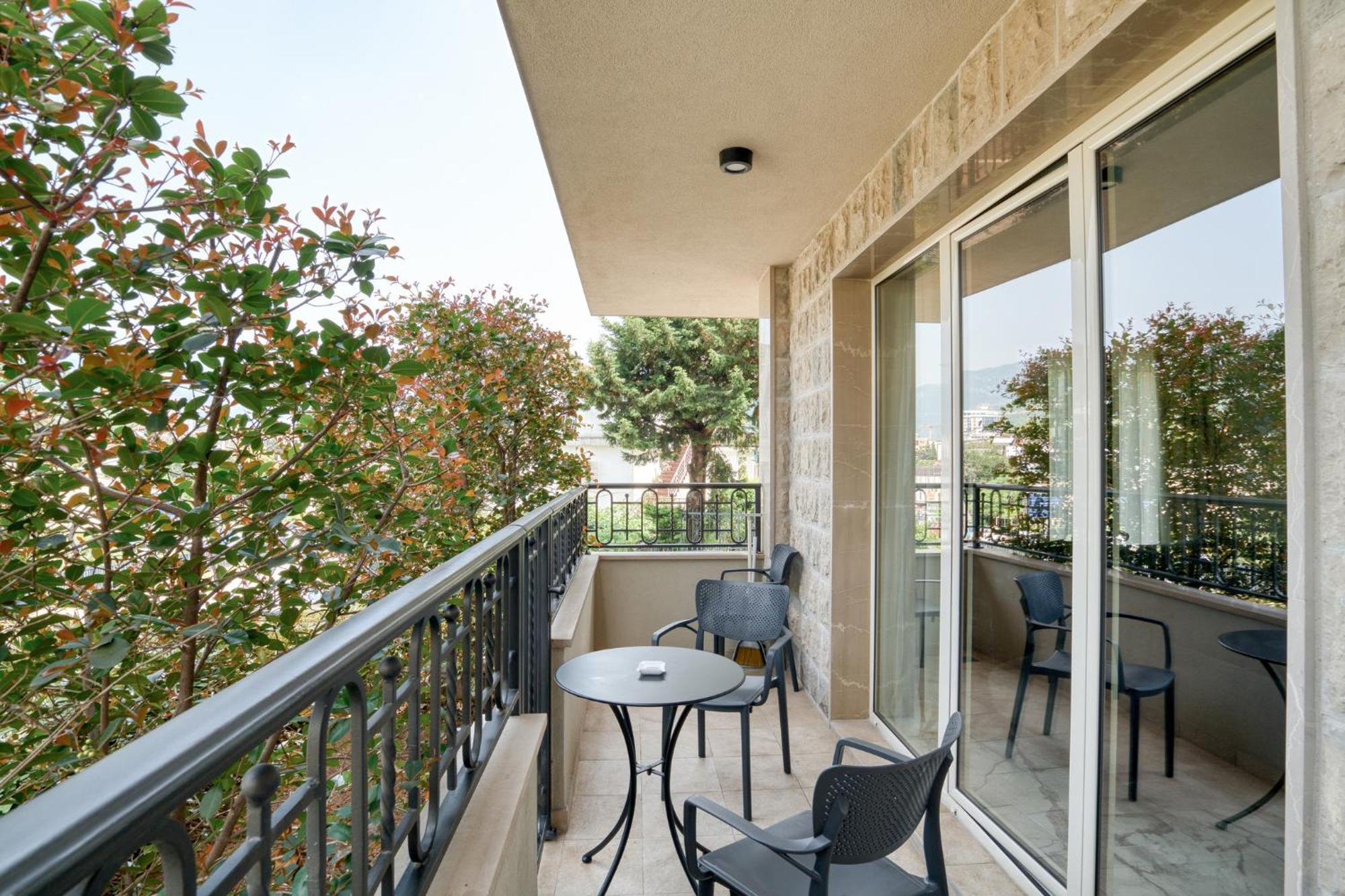 Ap Royal Oak - 2 Bedroom Apartment In Будва Екстериор снимка